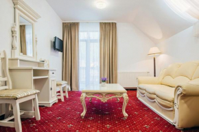 Гостиница Pension Elegance  Гура Хуморулуй